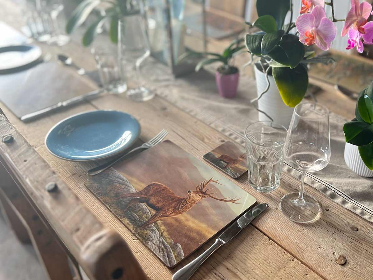 Model your autumn suppers with wildlife – Robert E Fuller