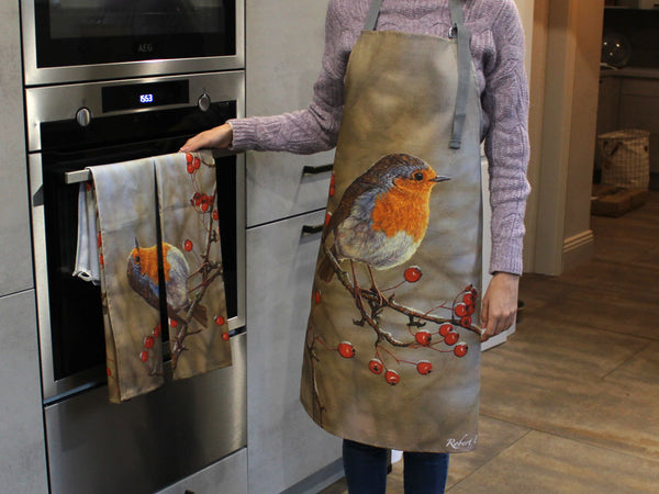 Robin apron & 2 tea towel set | 100% Heavyweight cotton Robin apron & 2 tea towel set | 100% Heavyweight cotton