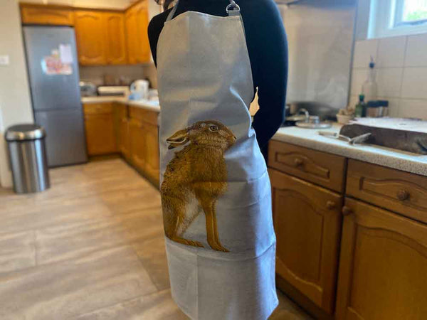 Hare apron | 100% Heavyweight cotton Hare apron | 100% Heavyweight cotton