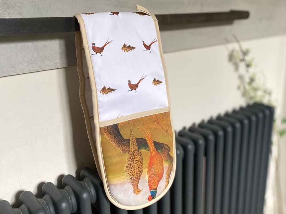 Courting pheasants double oven glove