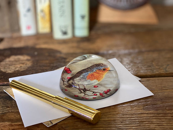 Robin | Luxury Domed Paperweight Robin | Luxury Domed Paperweight