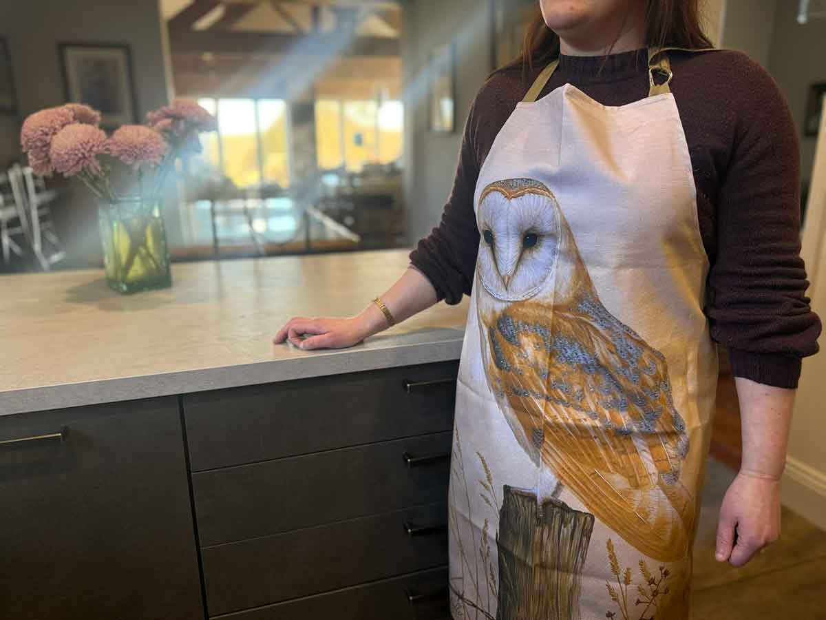 Barn owl | Oven glove, apron & tea towel set
