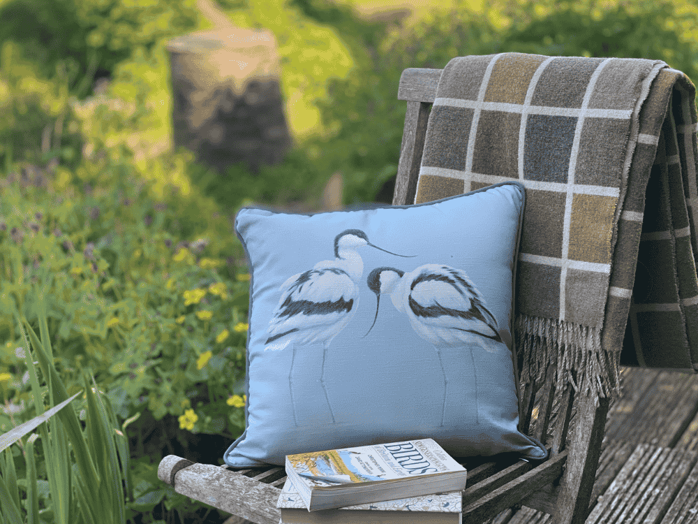 Avocet cushion