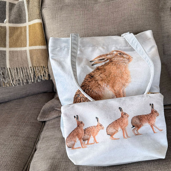 Hare | Tote bag  & cosmetic bag