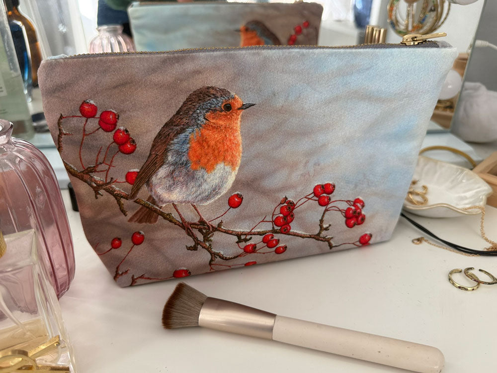 Robin | Luxury velvet cosmetic bag