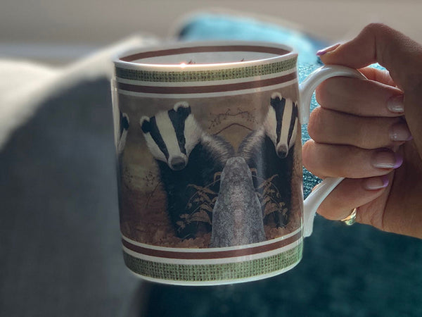 Tasse à blaireaux | Porcelaine fine